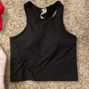 Lululemon back cropped tank top